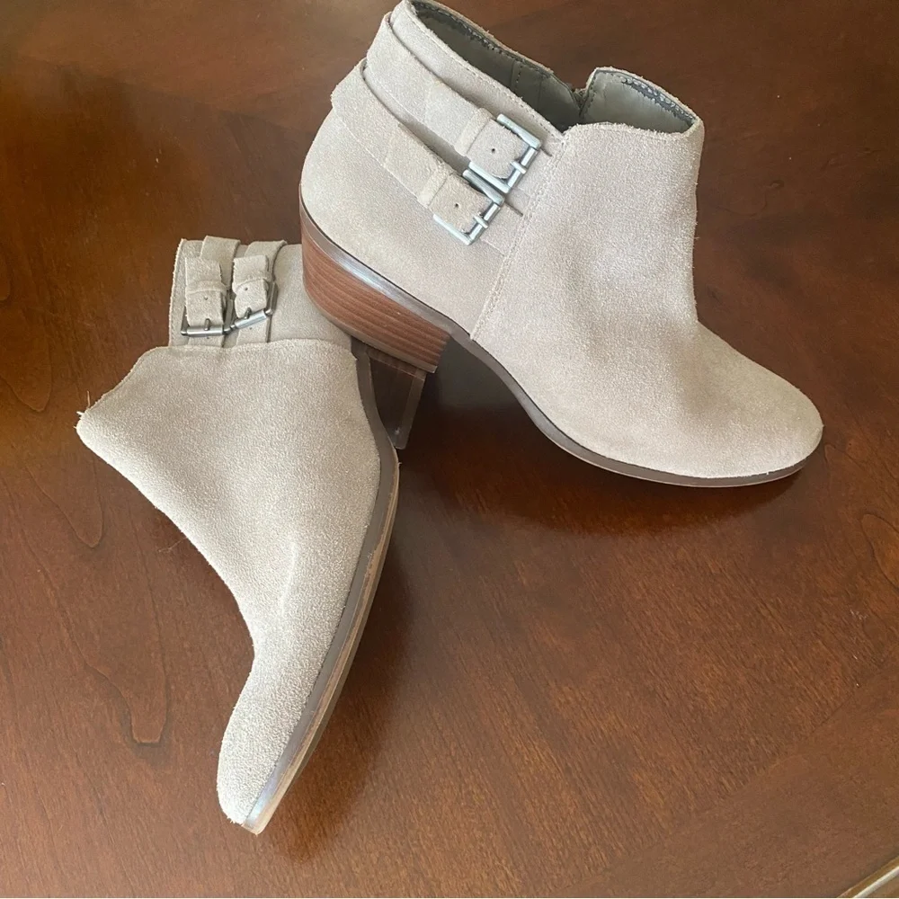Sam Edelman | Petal Suede Ankle Boots